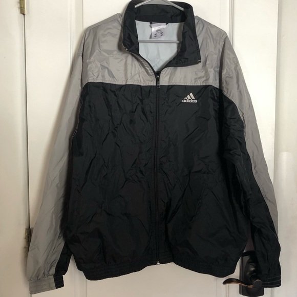 Basic Adidas windbreaker jacket - Picture 1 of 7
